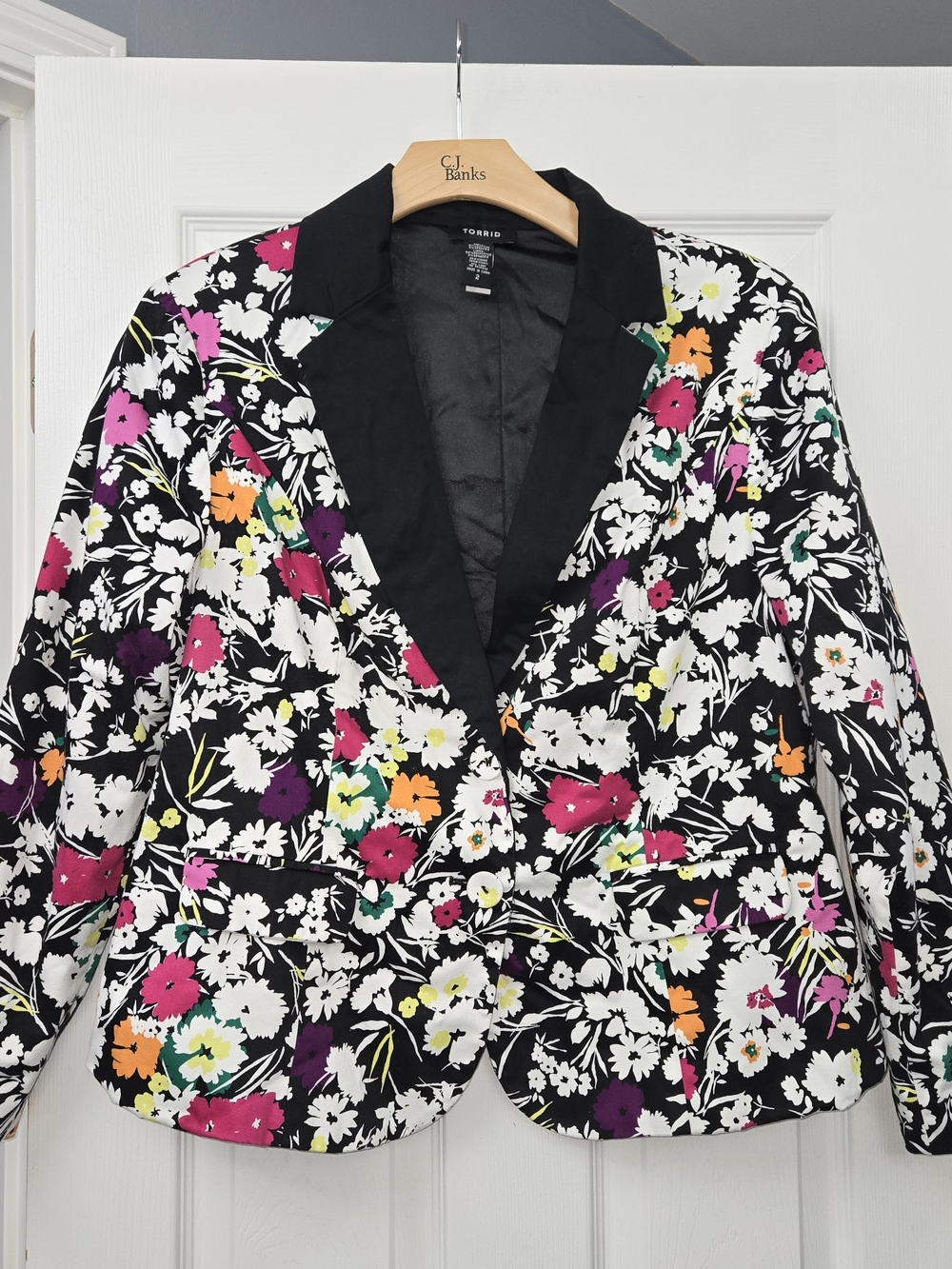 torrid Black & Multicolored Floral Single Button Cotton Blazer - Size 2 / 2X